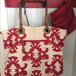 Canvas Tote by Lucky w/small bag for organization